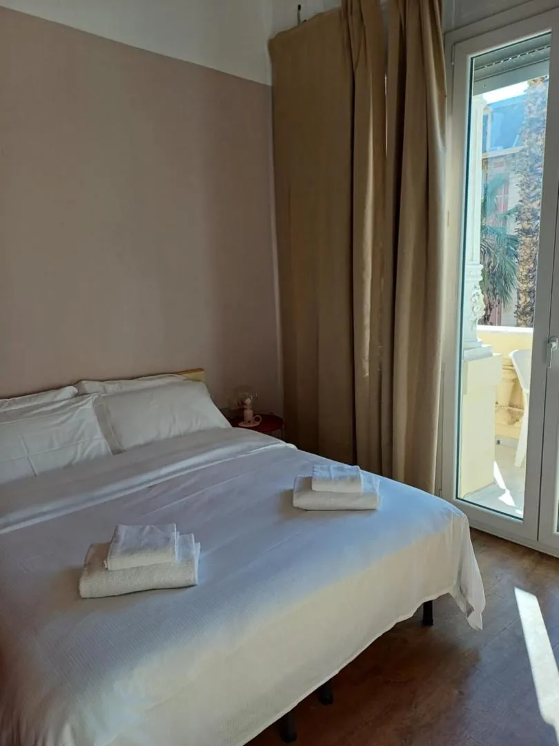 Albergo Malibu 2